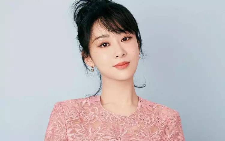 开云体育 开云官网杨紫闷声做大事首家文化传媒公司成立网友：俺也不懂就支持她(图3)