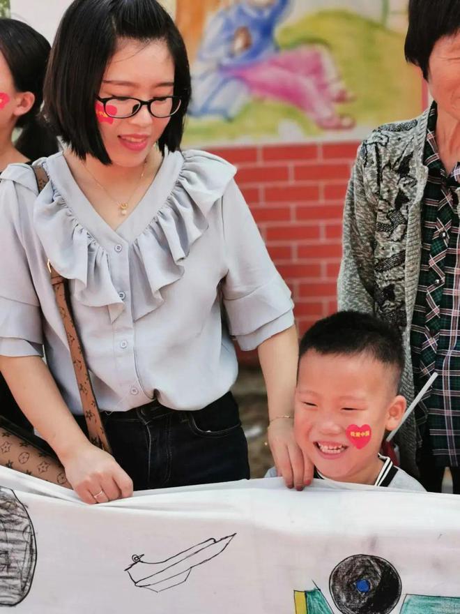 开云体育 开云平台“喜迎二十大 欢度国庆节”随手拍活动 投票通道正式开启！(图4)
