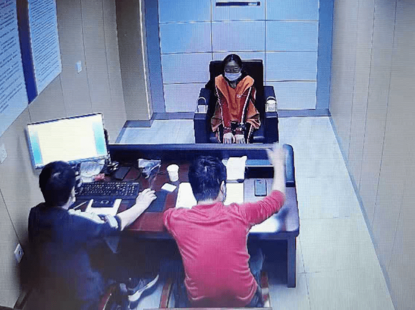 警惕！如果有这2个开云APP 开云官网入口特征你可能已经被骗子盯上了(图2)